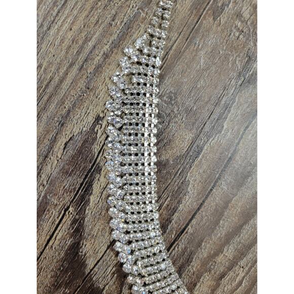 Claire's NWT Silver Rhinestone Formal Prom Wedding Necklace & Earrings Set - Picture 2 of 4